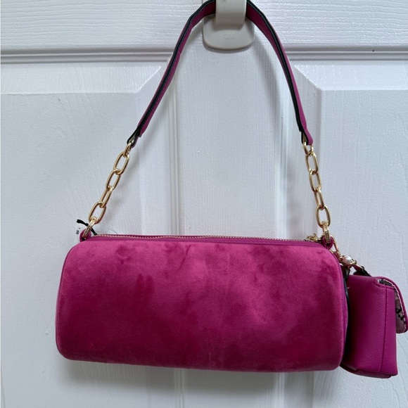 NWT Juicy Couture “Queen Couture” Pink (Raspberry) Shoulder Bag - Picture 4 of 5